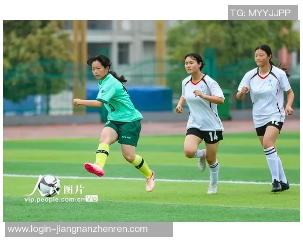 2026年3月份新闻刘芳专访从绿茵场到人生舞台的足球旅程回顾与展望